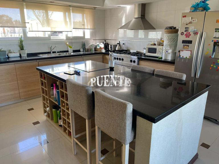 Casa en Venta en San Vicente, G.B.A. Zona Sur