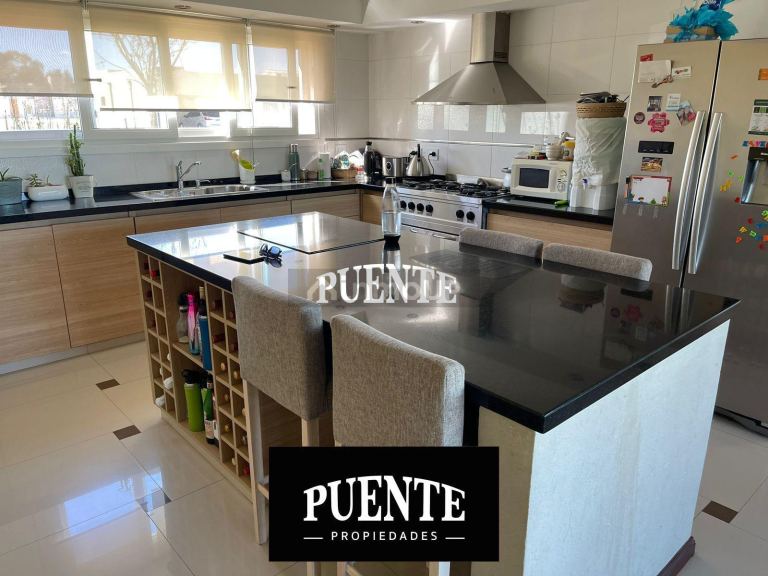 Casa en Venta en San Vicente, G.B.A. Zona Sur