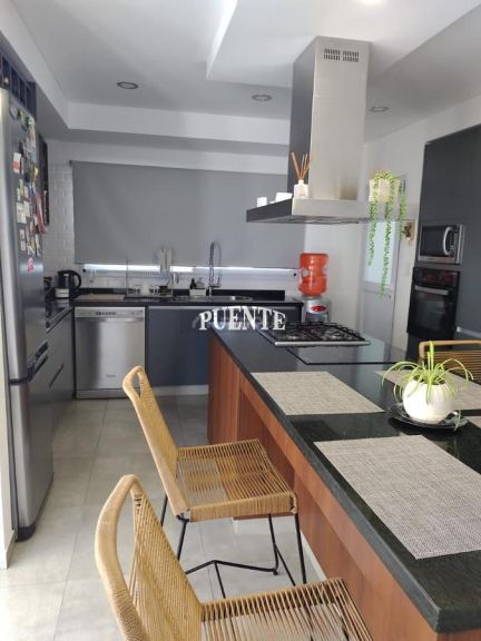 Casa en Venta en San Vicente, G.B.A. Zona Sur