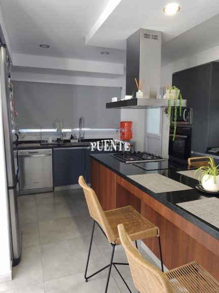 Casa en Venta en San Vicente, G.B.A. Zona Sur