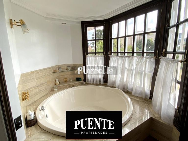 Casa en Venta en Esteban Echeverria, G.B.A. Zona Sur