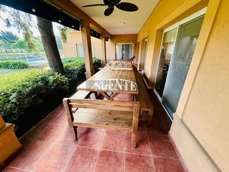 Casa en Venta en San Vicente, G.B.A. Zona Sur