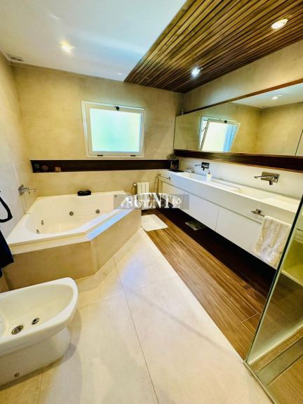 Casa en Venta en Esteban Echeverria, G.B.A. Zona Sur