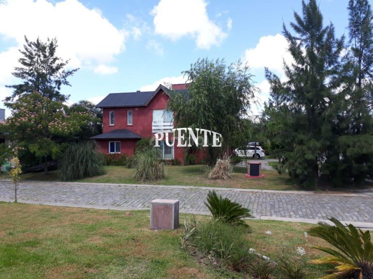 Casa en Venta en Esteban Echeverria, G.B.A. Zona Sur