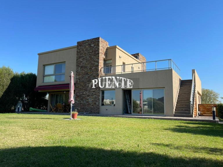 Casa en Venta en Presidente Peron, G.B.A. Zona Sur