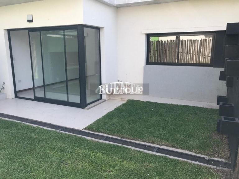 Departamento en Venta en Ezeiza, G.B.A. Zona Sur