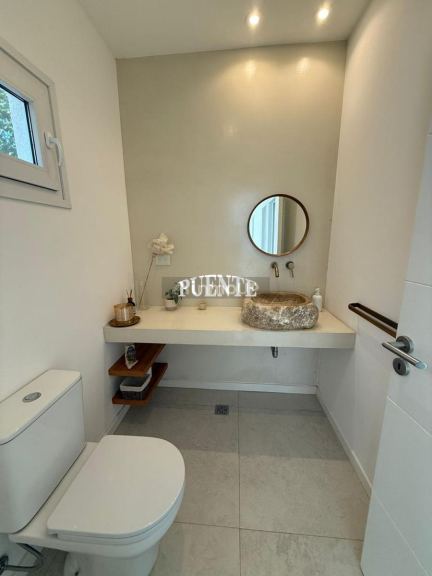 Casa en Venta en San Vicente, G.B.A. Zona Sur