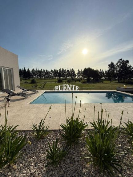 Casa en Venta en San Vicente, G.B.A. Zona Sur