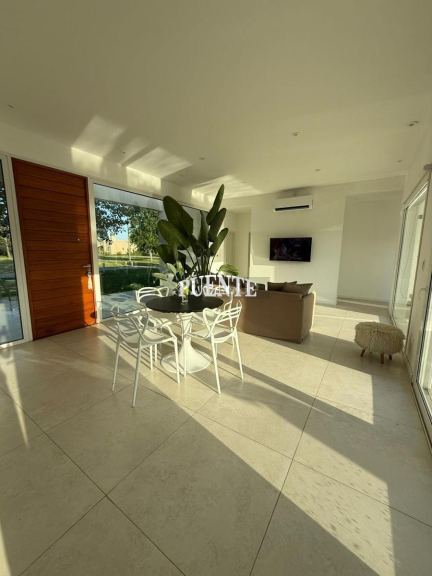 Casa en Venta en San Vicente, G.B.A. Zona Sur