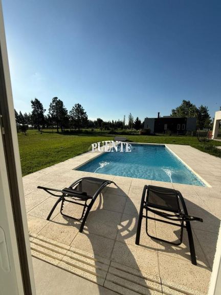 Casa en Venta en San Vicente, G.B.A. Zona Sur