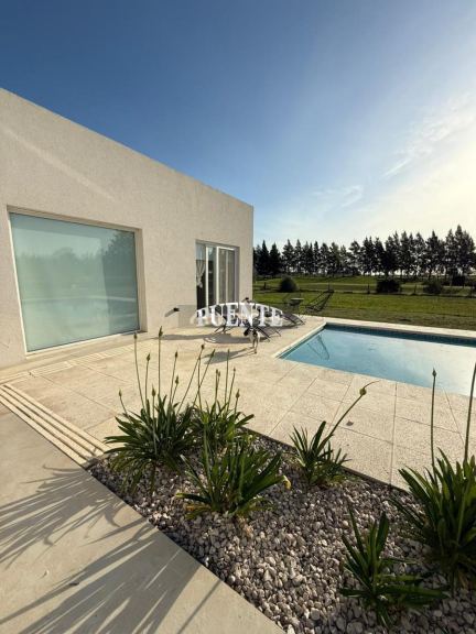 Casa en Venta en San Vicente, G.B.A. Zona Sur