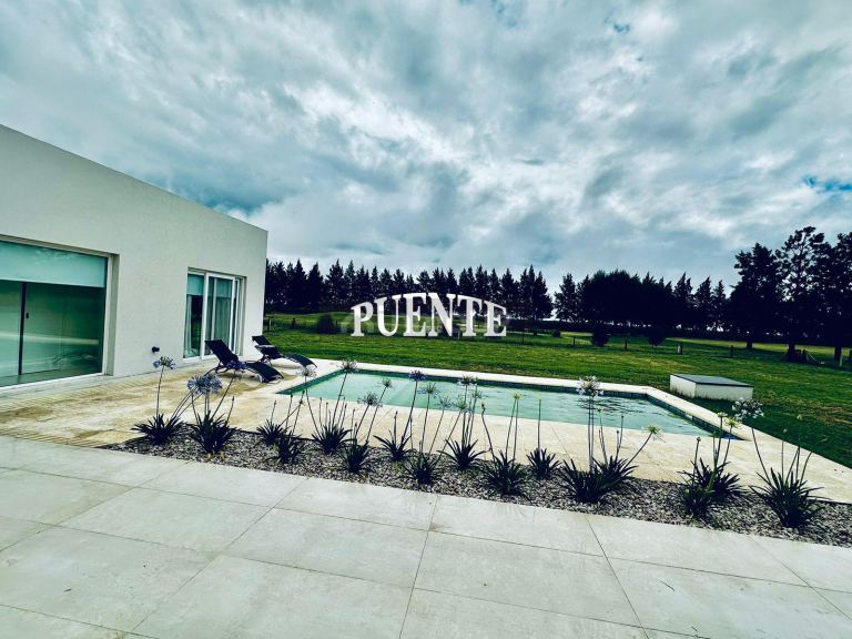 Casa en Venta en San Vicente, G.B.A. Zona Sur