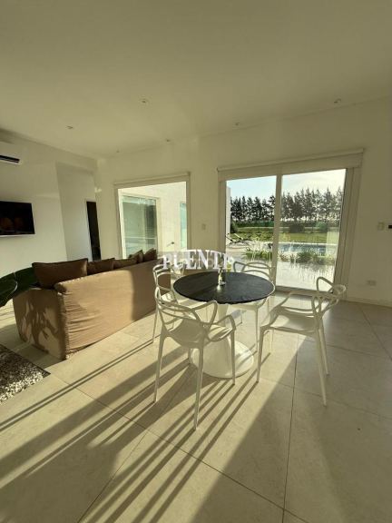 Casa en Venta en San Vicente, G.B.A. Zona Sur