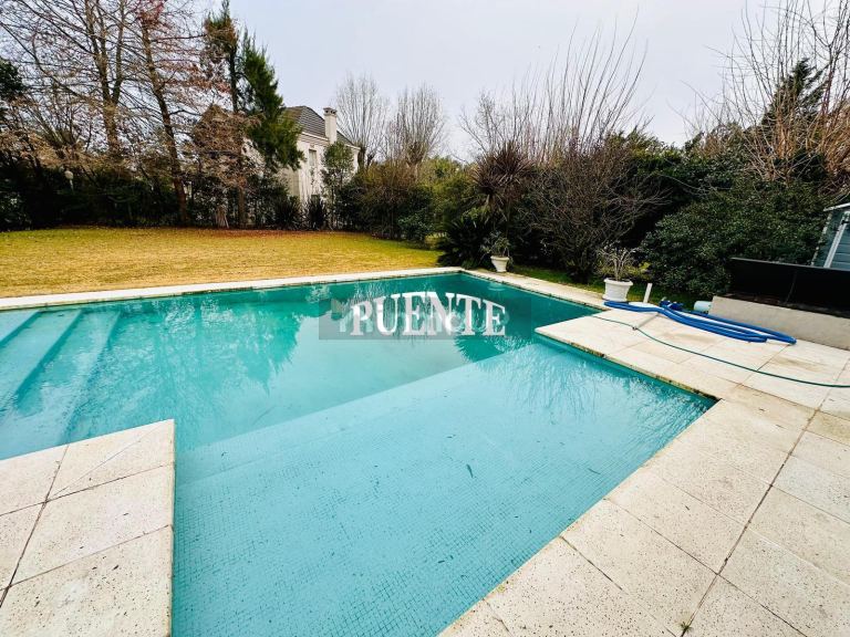 Casa en Venta en Esteban Echeverria, G.B.A. Zona Sur