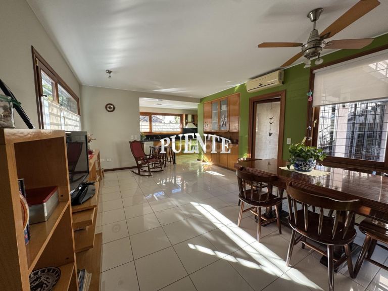 Casa en Venta en Lomas de Zamora, G.B.A. Zona Sur