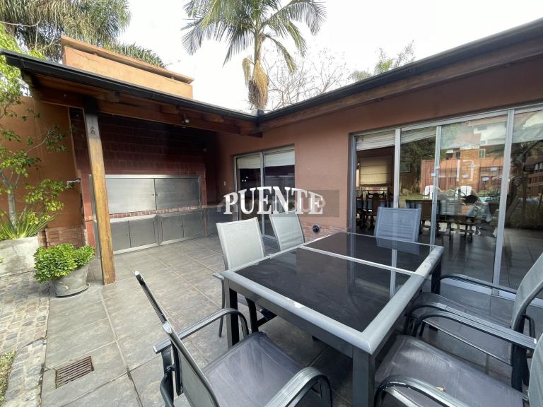 Casa en Venta en Lomas de Zamora, G.B.A. Zona Sur