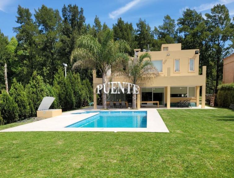 Casa en Alquiler en Esteban Echeverria, G.B.A. Zona Sur