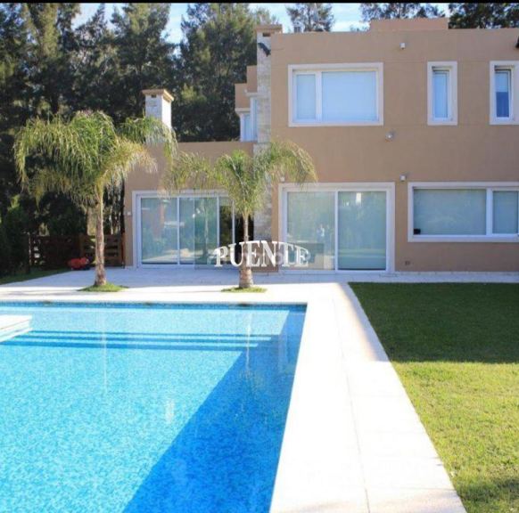 Casa en Alquiler en Esteban Echeverria, G.B.A. Zona Sur