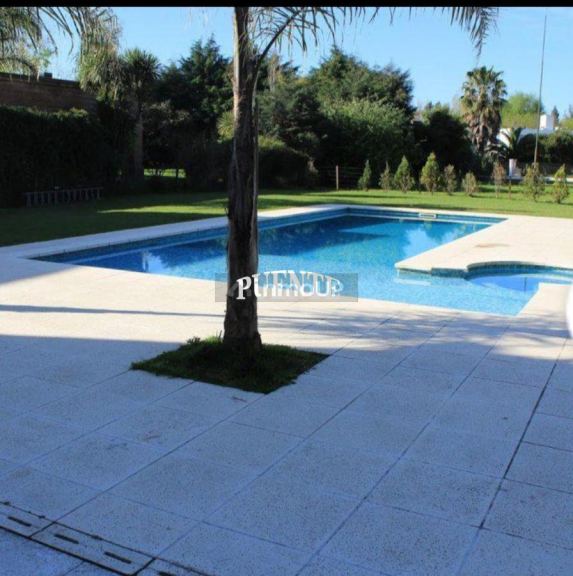 Casa en Alquiler en Esteban Echeverria, G.B.A. Zona Sur