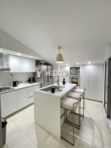 Departamento en Venta en Lomas de Zamora, G.B.A. Zona Sur