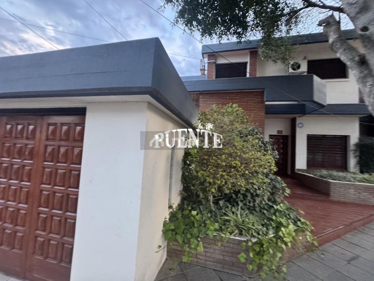 Casa en Venta en Lomas de Zamora, G.B.A. Zona Sur