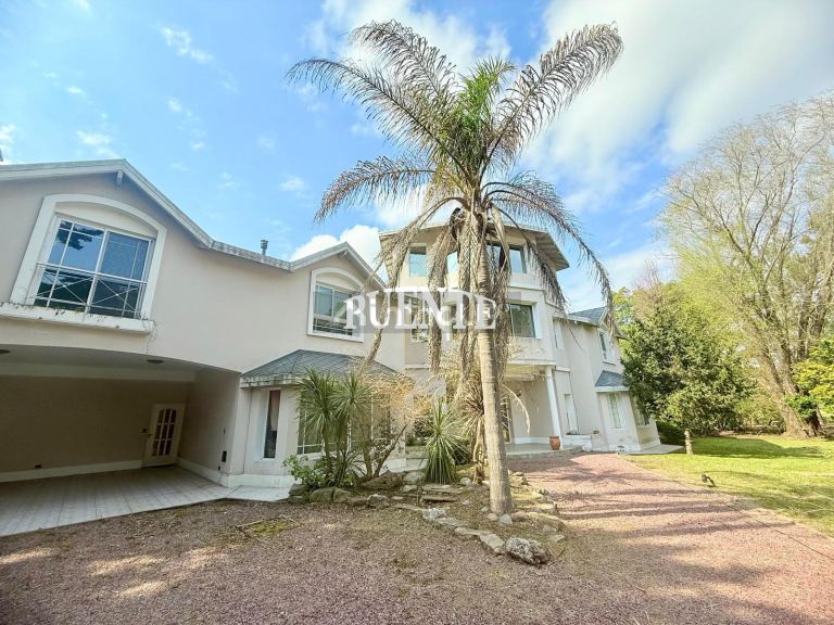 Casa en Venta en Esteban Echeverria, G.B.A. Zona Sur