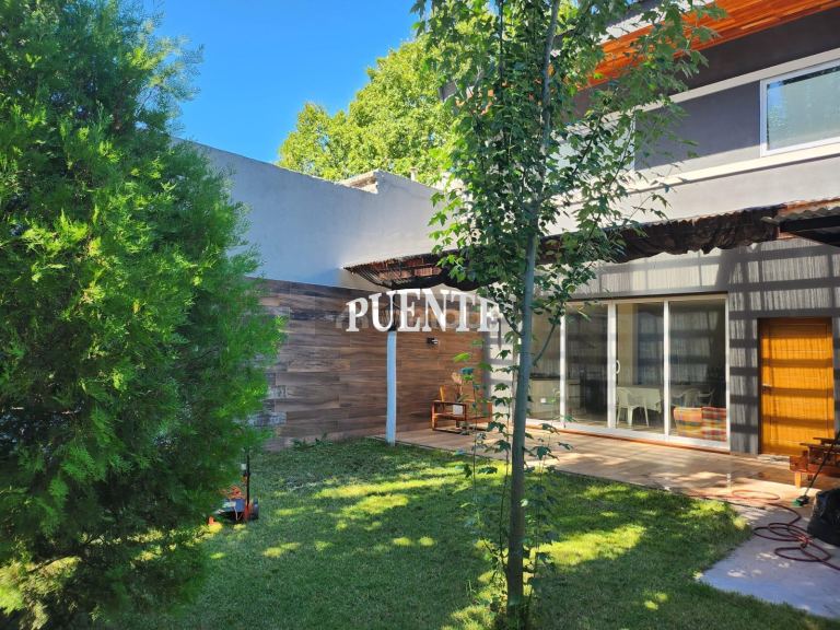 Casa en Venta en Lomas de Zamora, G.B.A. Zona Sur