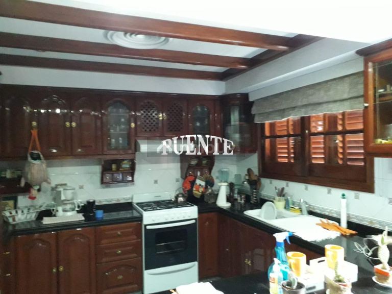 Casa en Venta en Lanus, G.B.A. Zona Sur - USD 280.000 | Inmoup - 33