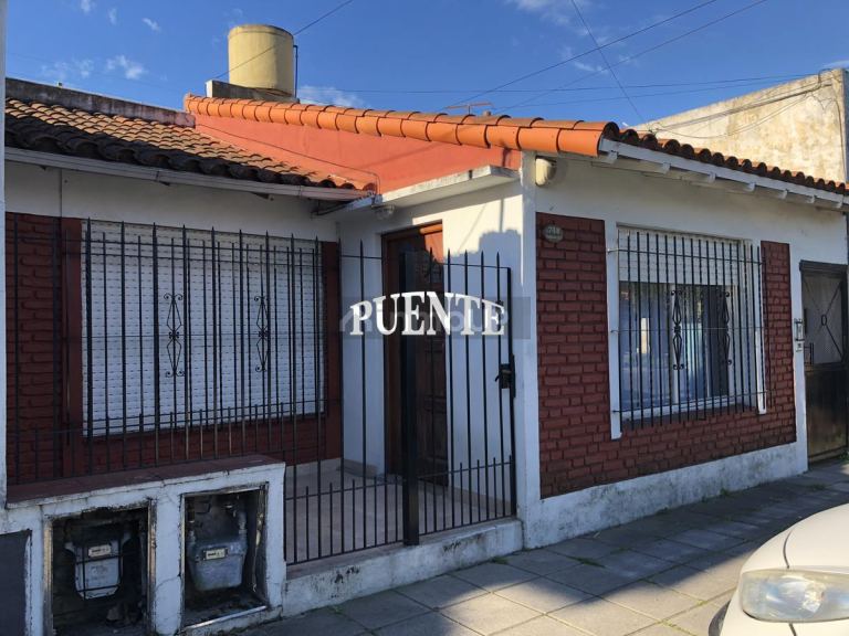 P H en Venta en Lomas de Zamora, G.B.A. Zona Sur