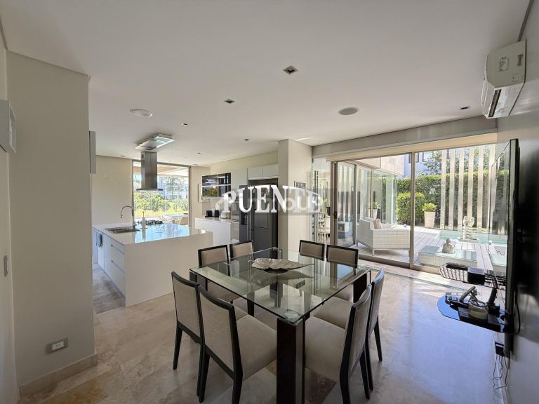 Casa en Venta en Esteban Echeverria, G.B.A. Zona Sur