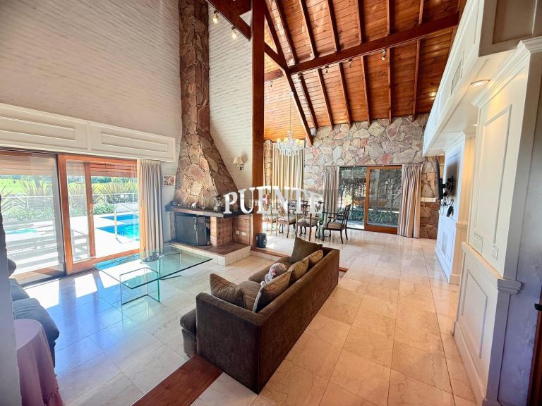 Casa en Venta en Esteban Echeverria, G.B.A. Zona Sur