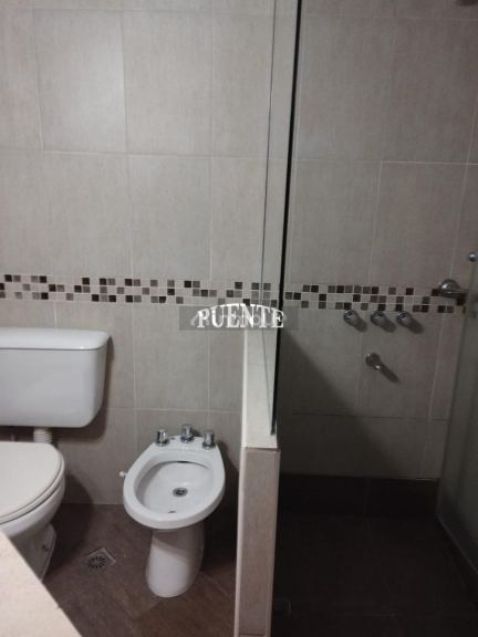 P H en Venta en Lomas de Zamora, G.B.A. Zona Sur