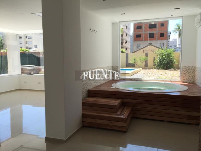 Departamento en Venta en Lomas de Zamora, G.B.A. Zona Sur