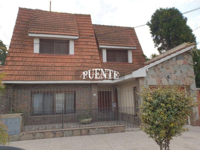 Casa en Venta en Lomas de Zamora, G.B.A. Zona Sur