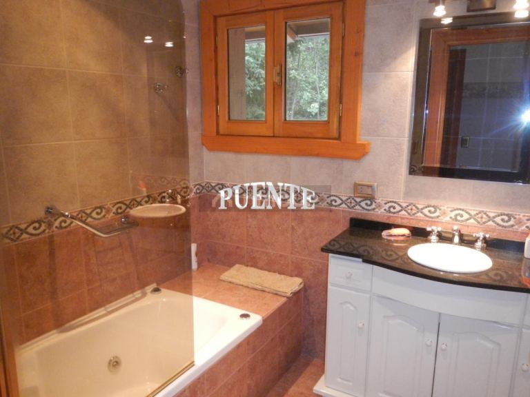 Casa en Venta en Villa La Angostura, Neuquen