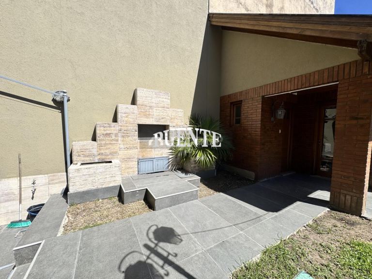 Casa en Venta en Lomas de Zamora, G.B.A. Zona Sur