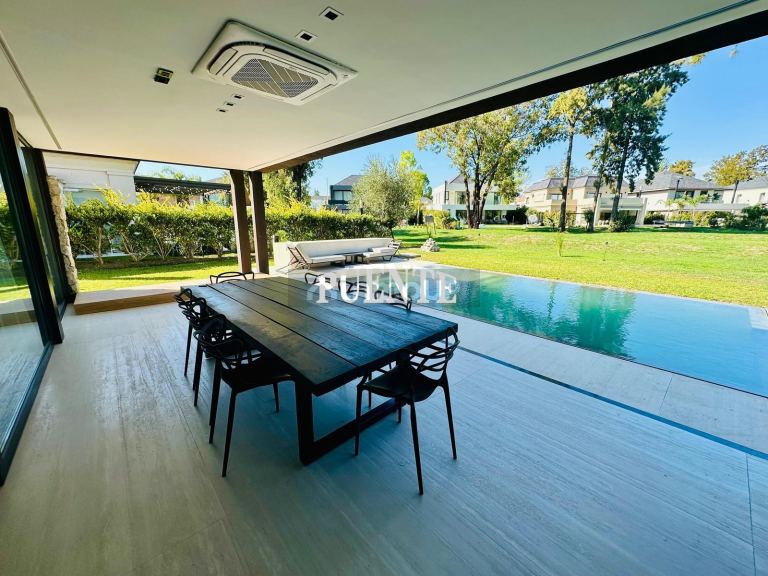 Casa en Alquiler en Esteban Echeverria, G.B.A. Zona Sur