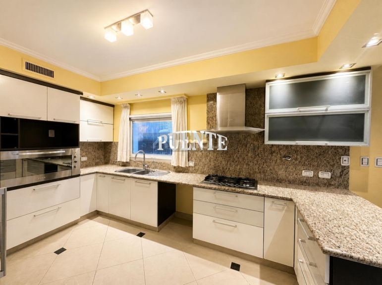 Casa en Venta en Ezeiza, G.B.A. Zona Sur