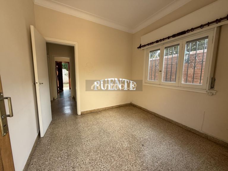 P H en Venta en Lomas de Zamora, G.B.A. Zona Sur