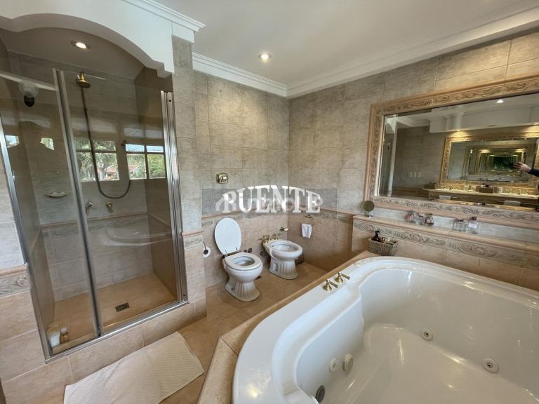 Casa en Venta en Lomas de Zamora, G.B.A. Zona Sur