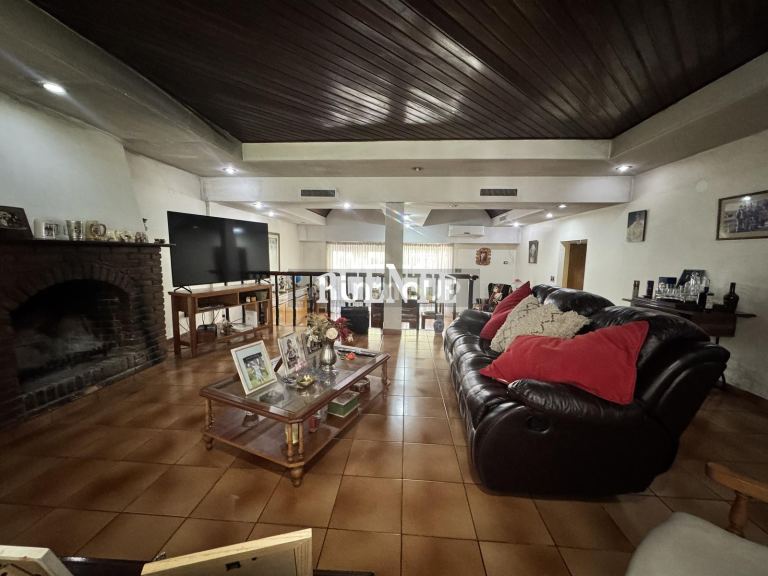 Casa en Venta en Lomas de Zamora, G.B.A. Zona Sur