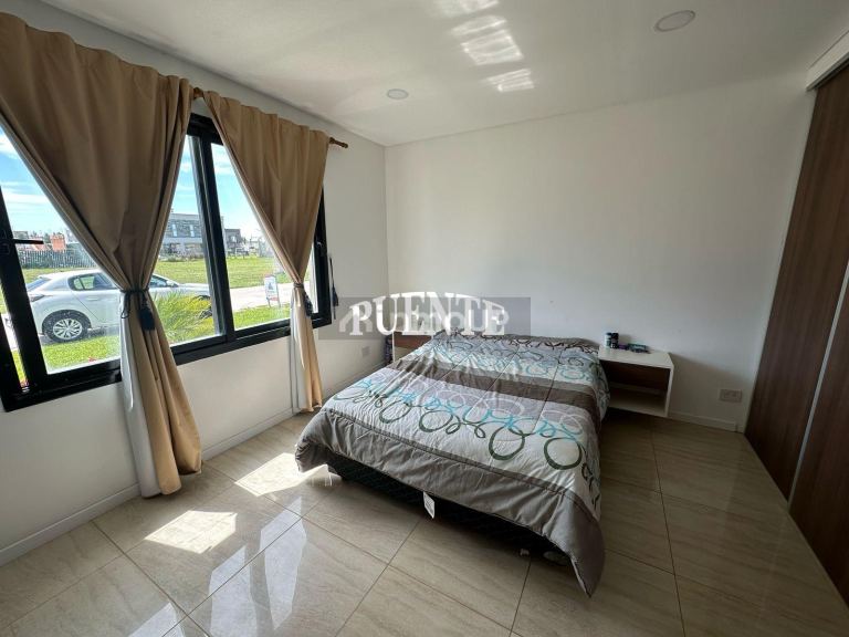 Casa en Alquiler Temporario en Esteban Echeverria, G.B.A. Zona Sur
