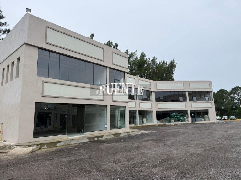 Local Comercial en Alquiler en Ezeiza, G.B.A. Zona Sur