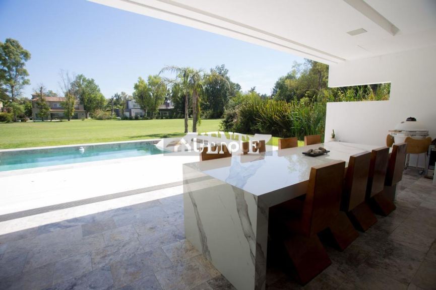 Casa en Alquiler en Esteban Echeverria, G.B.A. Zona Sur