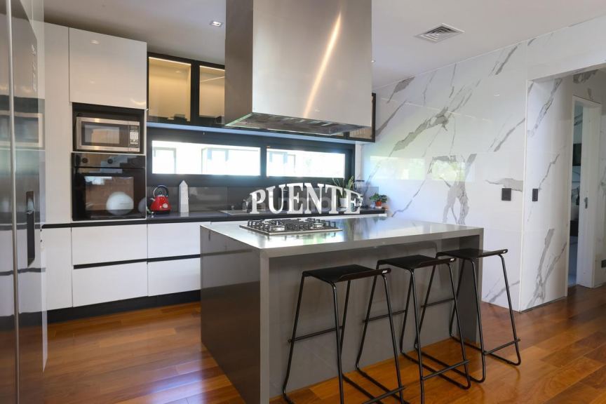 Casa en Alquiler en Esteban Echeverria, G.B.A. Zona Sur