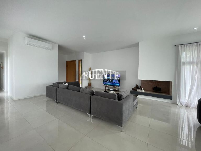 Casa en Venta en San Vicente, G.B.A. Zona Sur