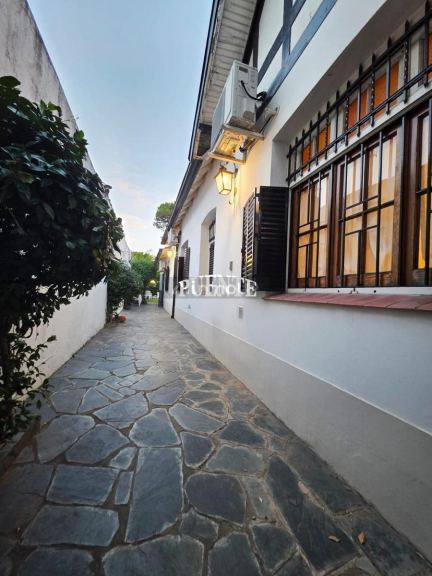 Casa en Venta en Lomas de Zamora, G.B.A. Zona Sur