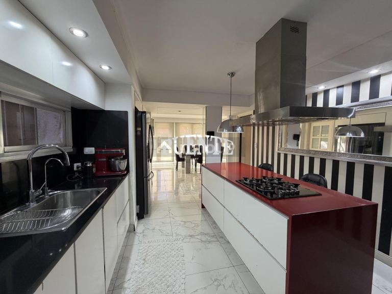 Casa en Venta en Lomas de Zamora, G.B.A. Zona Sur