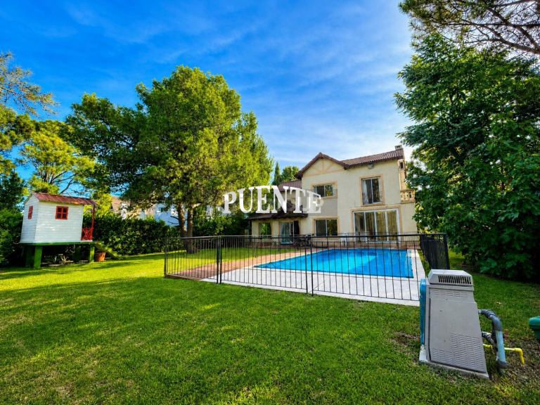 Casa en Venta en Esteban Echeverria, G.B.A. Zona Sur