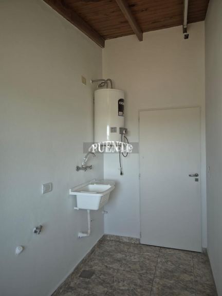 Departamento en Alquiler en Lomas de Zamora, G.B.A. Zona Sur